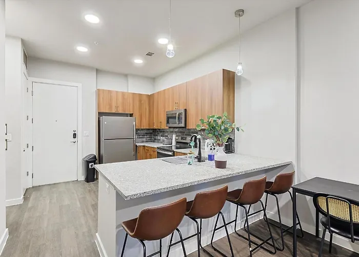 Aparthotel Elegant Downtown 1bd With Pool & Gym